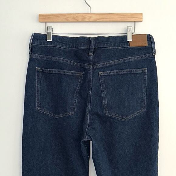 J. CREW High-Rise '90s Classic Straight-Fit Jean in Rinse Wash - Picture 7 of 11